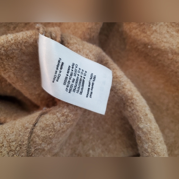 aritzia wilfred 100% merino wool cardigan, size large GUC -some wear underarms - Picture 3 of 14